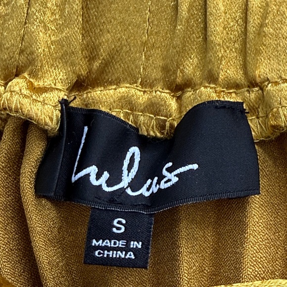 Lulus Pretty Pleats Gold Metallic Pleated Midi Skirt Size Small - Picture 5 of 13